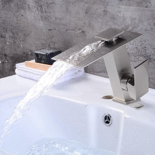 New Design Bathroom Faucet